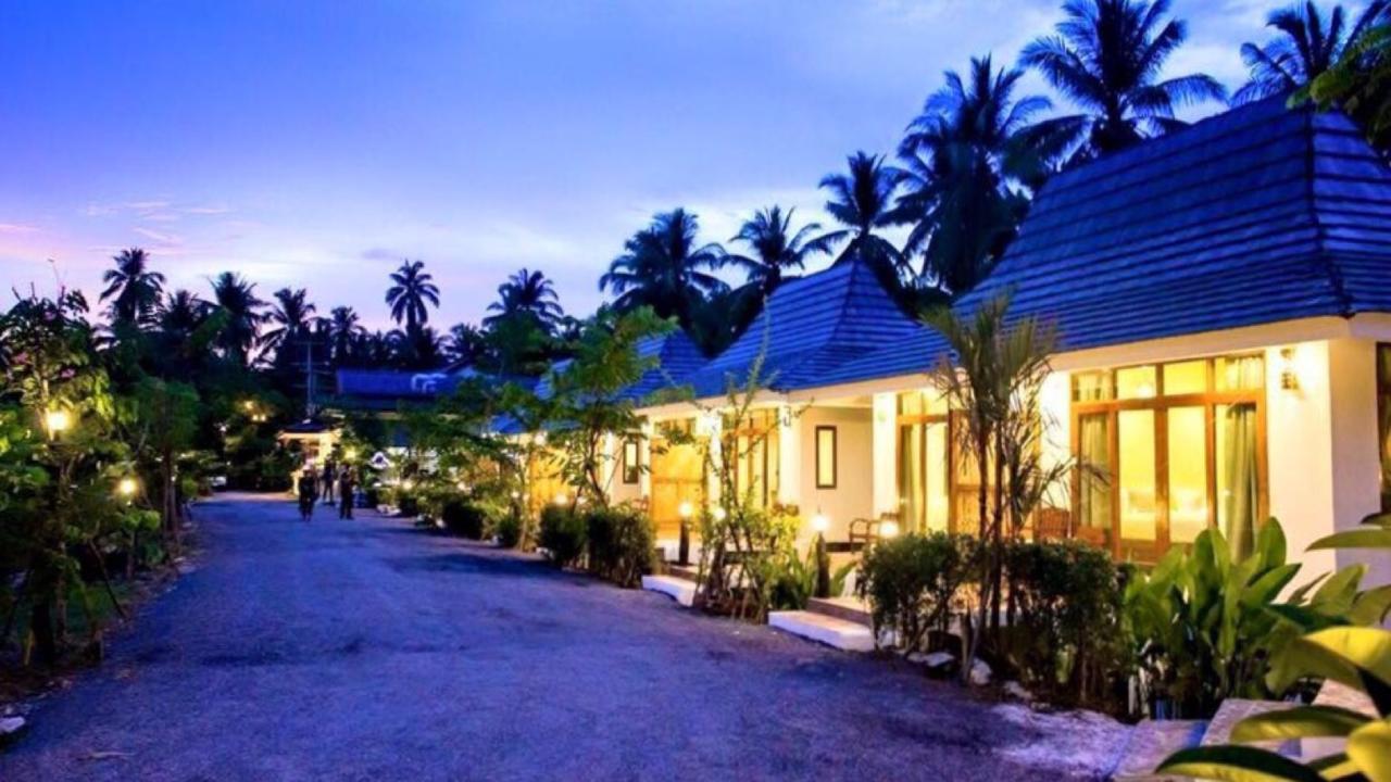 Ruean Thai Nai Bang By Pansak Resort Сурат-Тхані Екстер'єр фото
