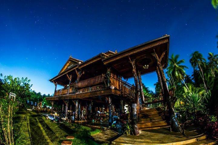 Ruean Thai Nai Bang By Pansak Resort Сурат-Тхані Екстер'єр фото