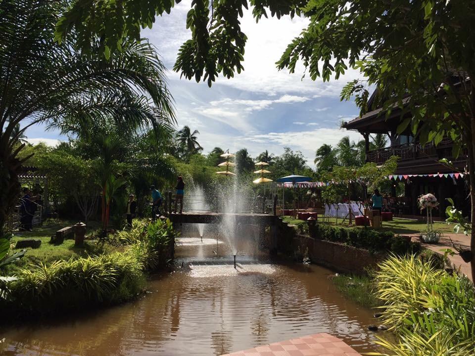 Ruean Thai Nai Bang By Pansak Resort Сурат-Тхані Екстер'єр фото