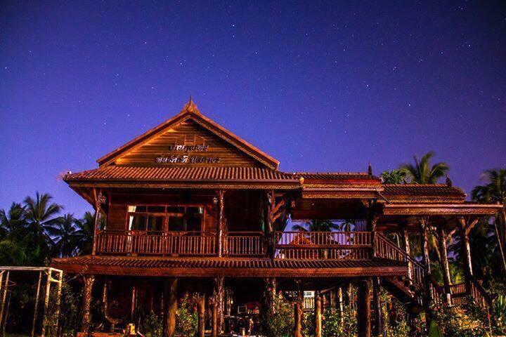 Ruean Thai Nai Bang By Pansak Resort Сурат-Тхані Екстер'єр фото